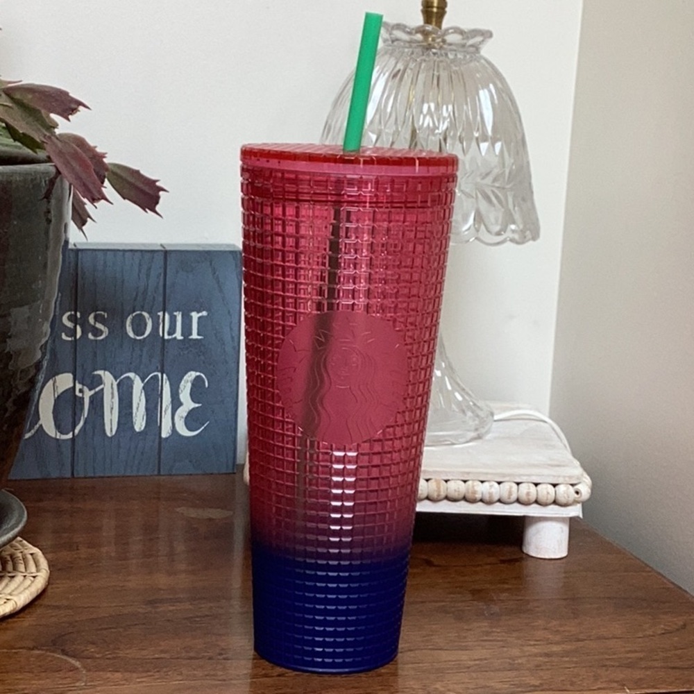 Starbucks 2022 watermelon pink blue ombré grid venti tumbler